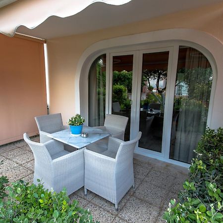 Over Sea Rooms & Villas Loutra Edipsou  Dış mekan fotoğraf
