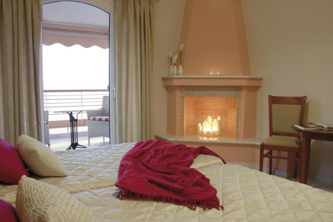 Over Sea Rooms & Villas Loutra Edipsou  Dış mekan fotoğraf
