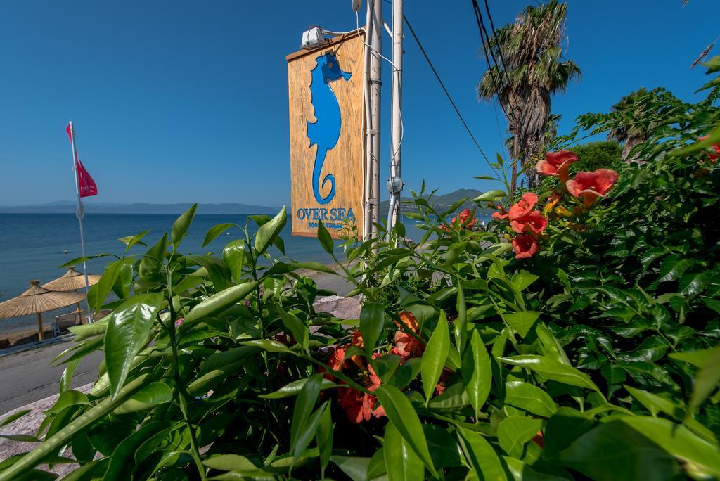 Over Sea Rooms & Villas Loutra Edipsou  Dış mekan fotoğraf