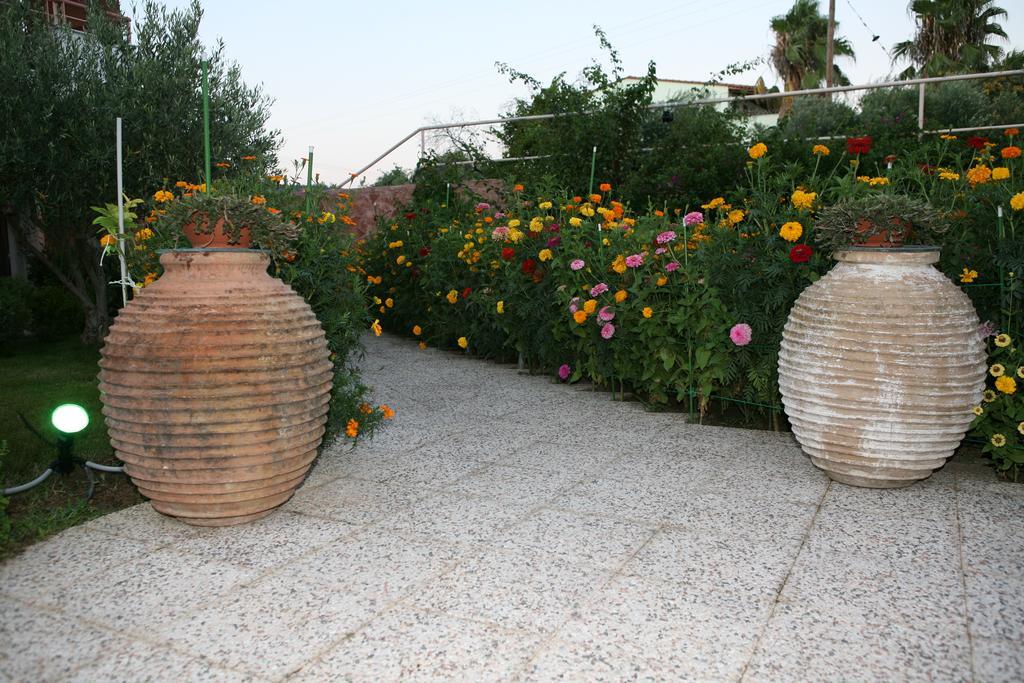 Over Sea Rooms & Villas Loutra Edipsou  Dış mekan fotoğraf