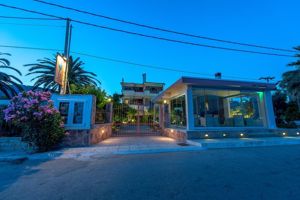 Over Sea Rooms & Villas Loutra Edipsou  Dış mekan fotoğraf