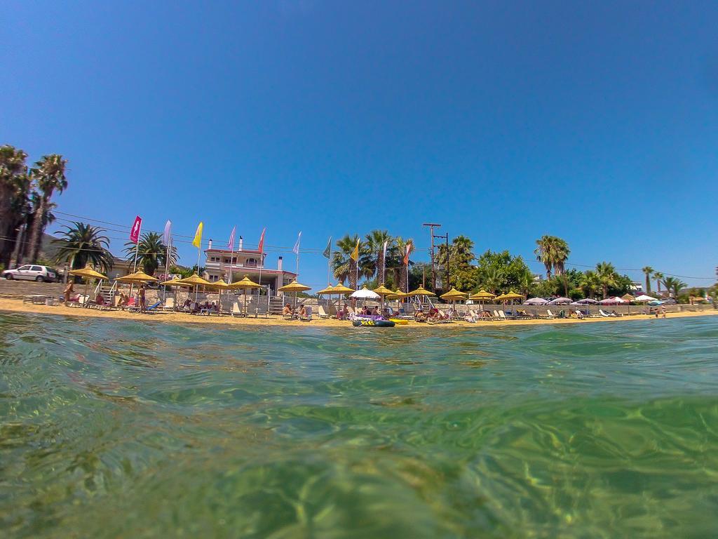 Over Sea Rooms & Villas Loutra Edipsou  Dış mekan fotoğraf